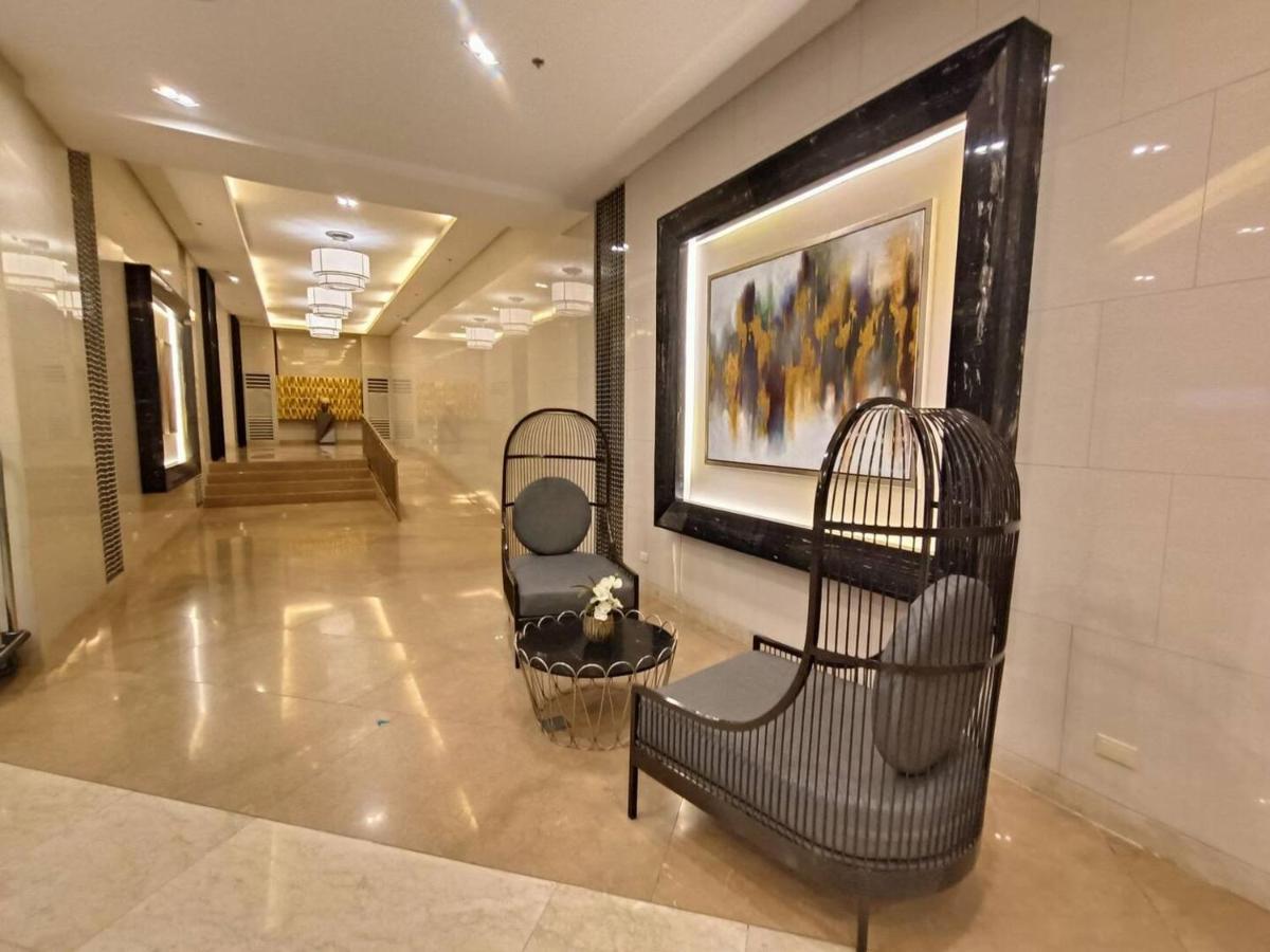 Penthouse Studio At Fame Residence 41St Floor, Shangrila-Megamall Маніла Екстер'єр фото